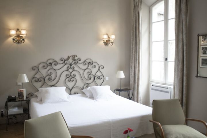 Room 10 of 53