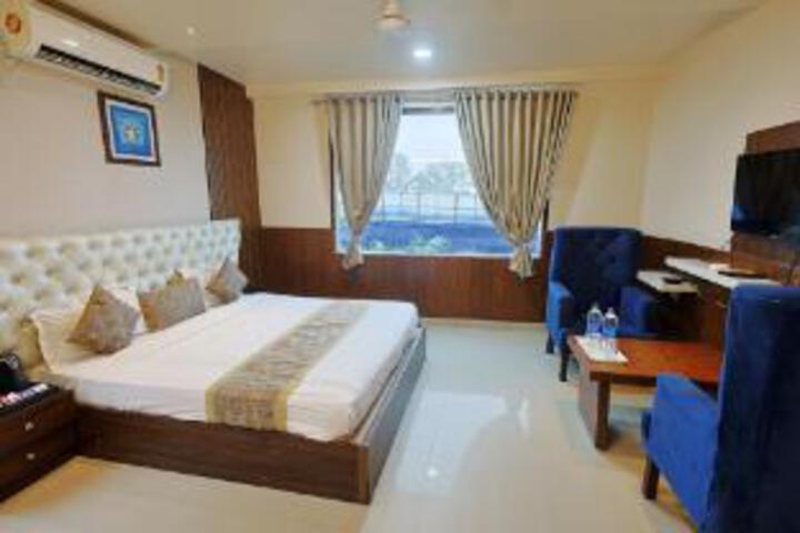 Room 16 of 20