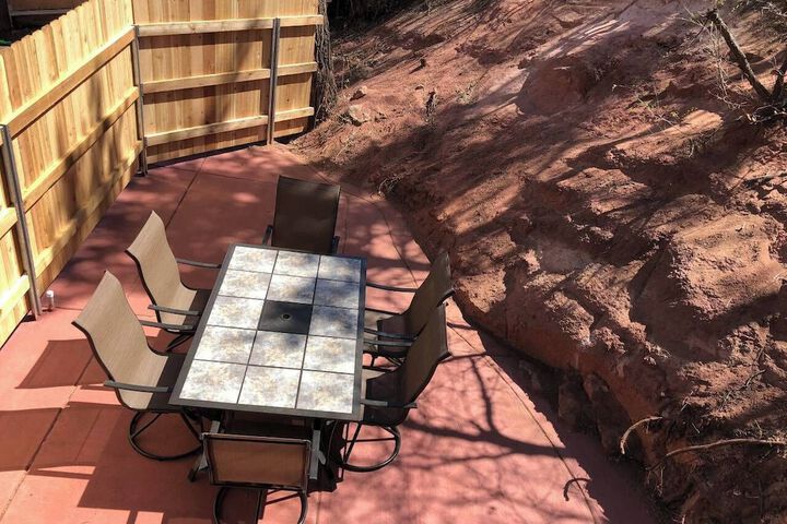 Terrace/Patio 11 of 17