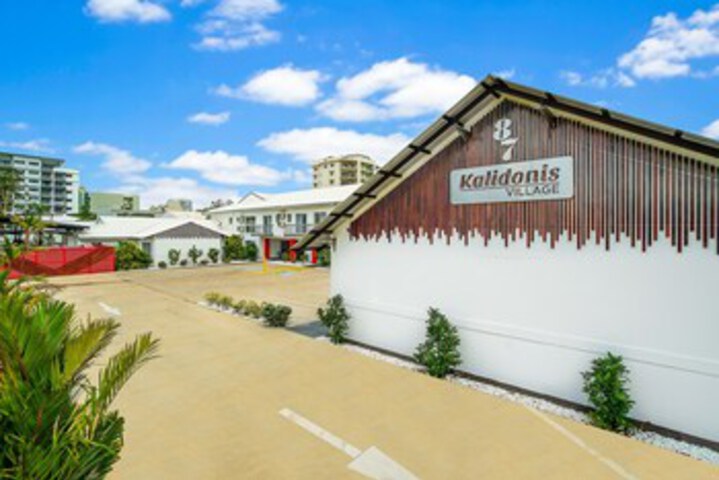 Hotel 4 of 50