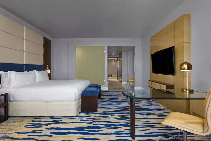 Room 19 of 147