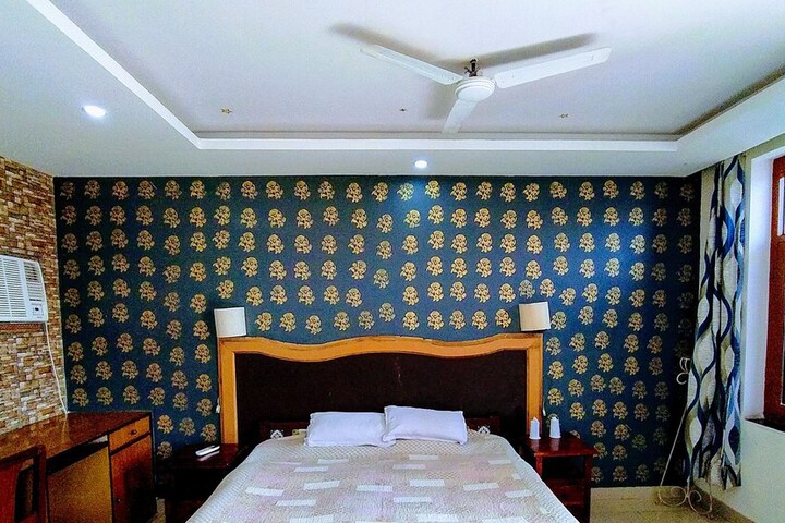 Room 29 of 67