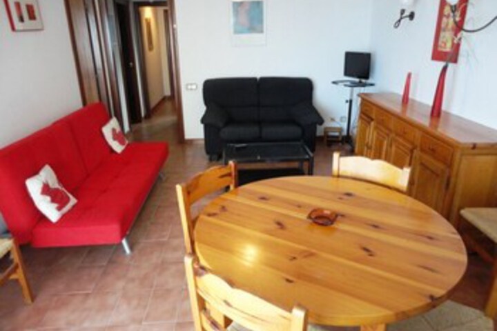 Room 5 of 13