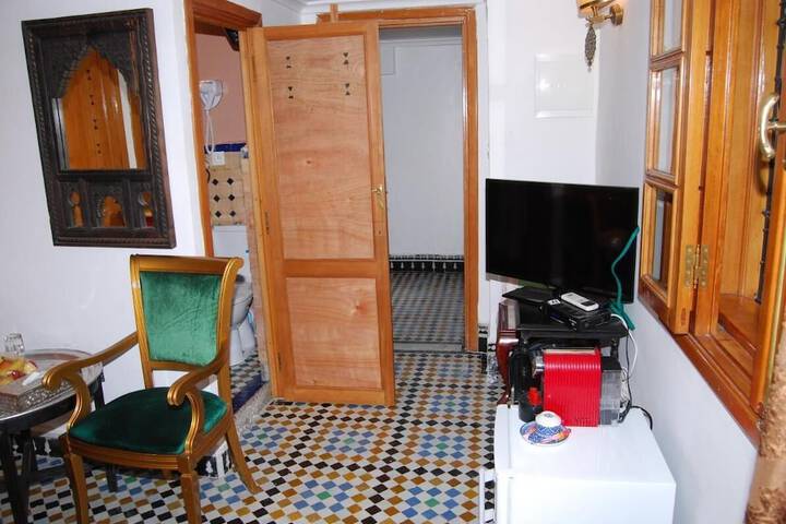 Room 7 of 24