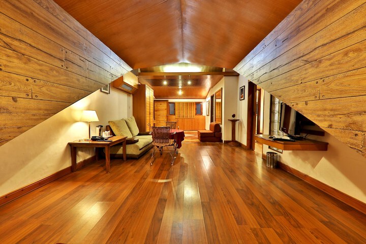Room 17 of 78