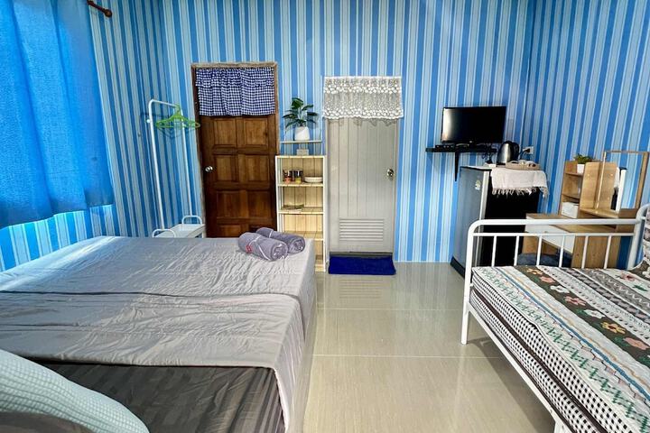 Room 19 of 100