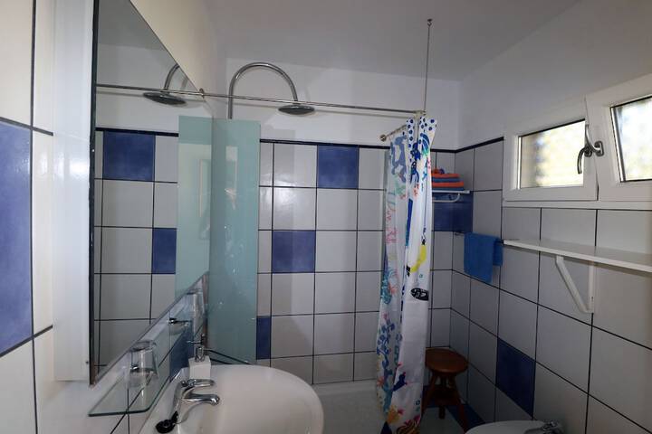 Room 16 of 41
