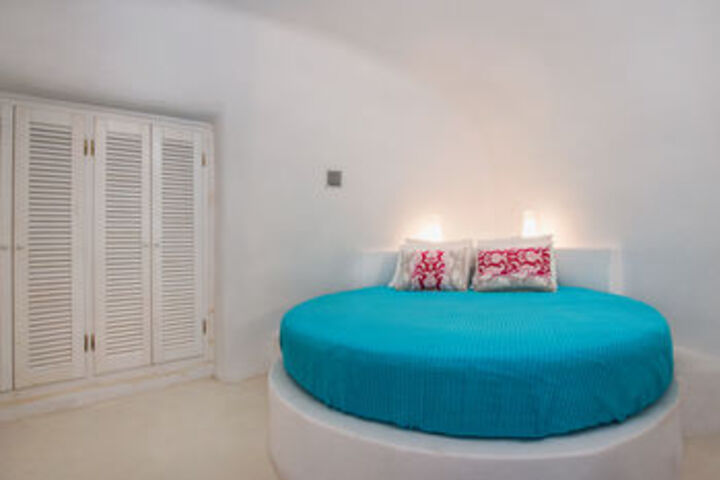 Room 5 of 22