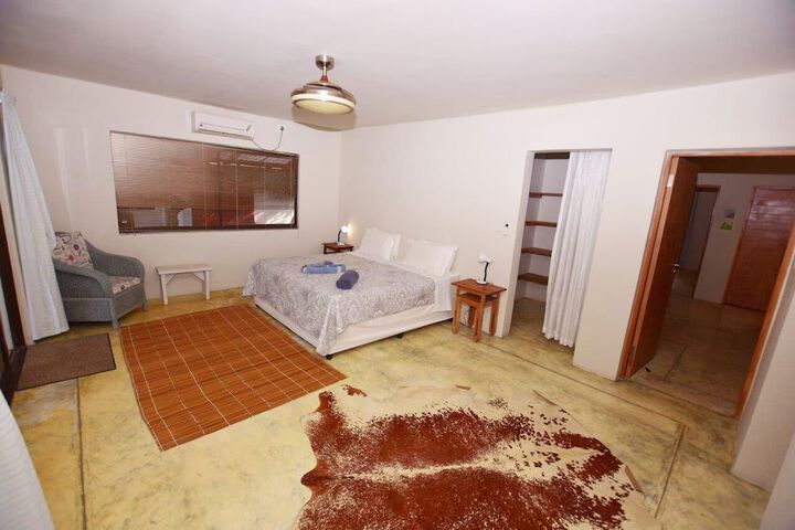 Room 2 of 12