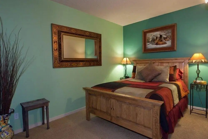 Room 3 of 18