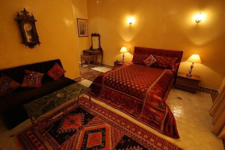 Room 10 of 23
