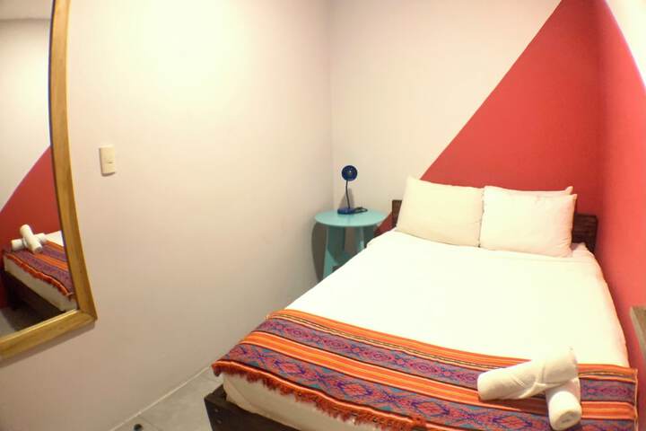 Room 28 of 53