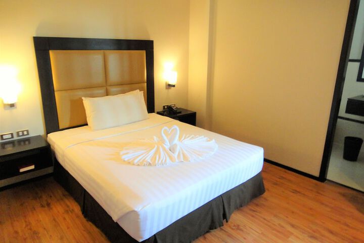 Room 4 of 67