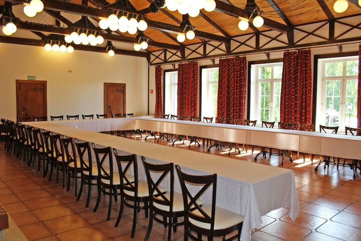 Ballroom/Hall 47 of 58