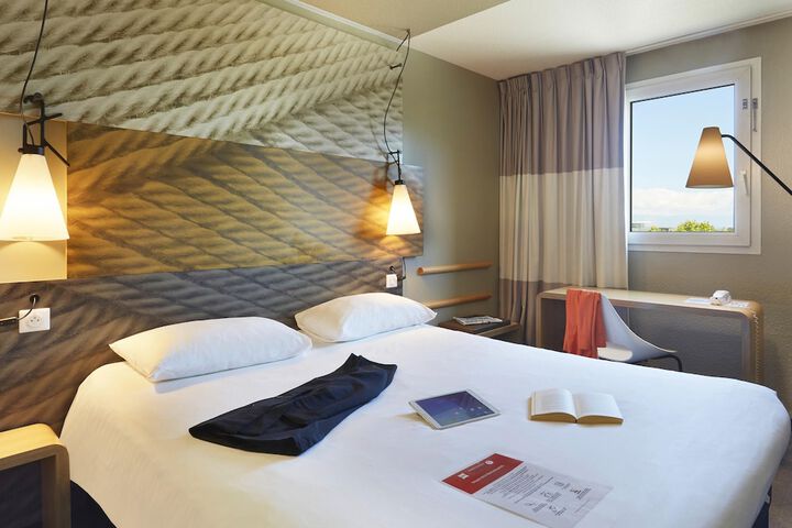 Room 15 of 39