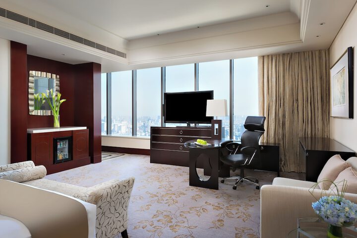 Room 10 of 64