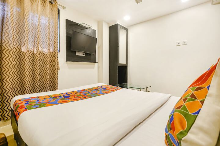 Room 7 of 24