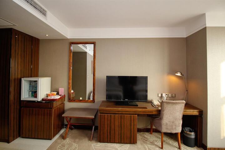 Room 22 of 52