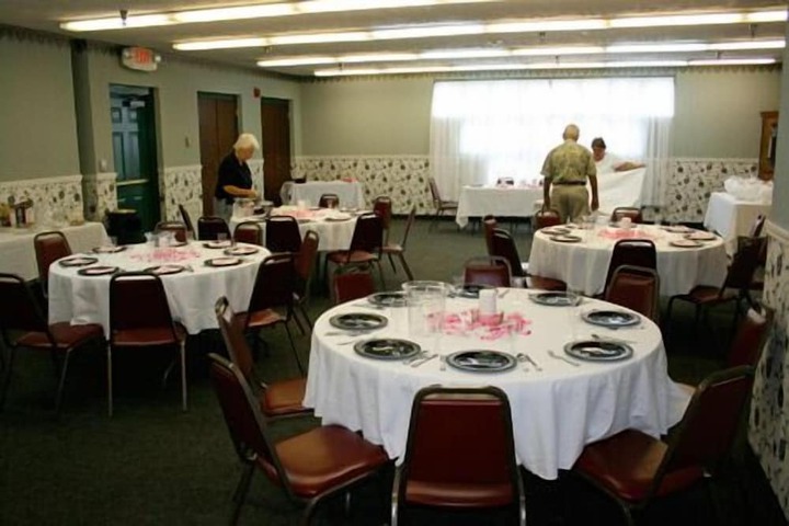 Ballroom/Hall 17 of 20