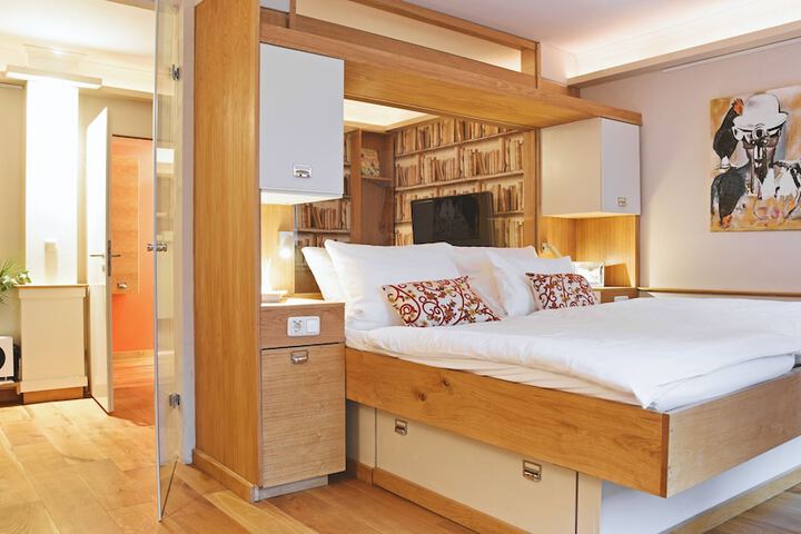 Room 3 of 23