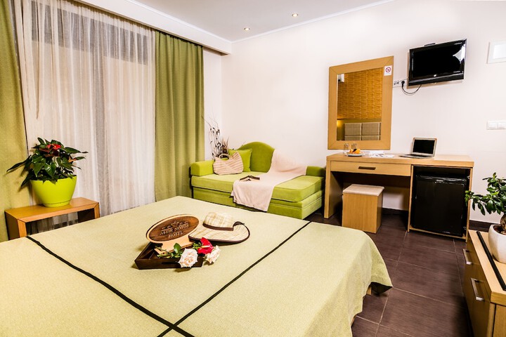 Room 14 of 53