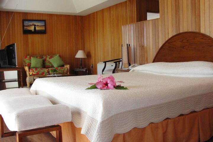 Room 4 of 60