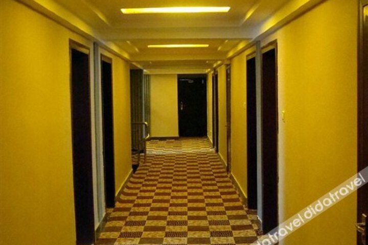 Yilai Hotel(Xining Shengli Road)
