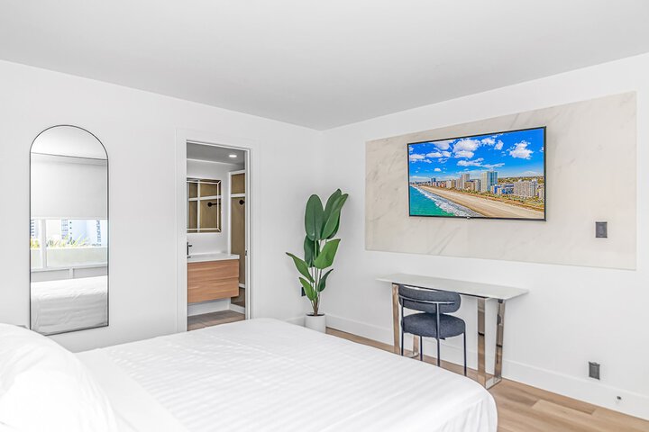 Room 11 of 22