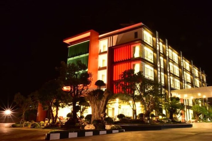 Hotel 34 of 45