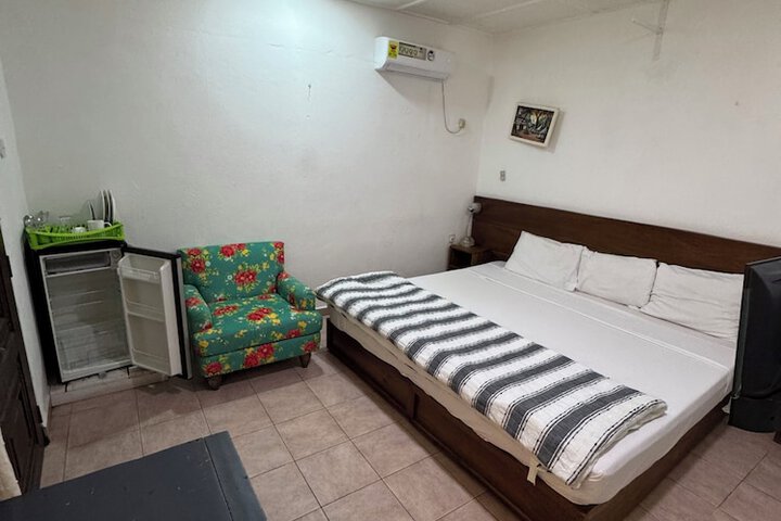 Room 15 of 84