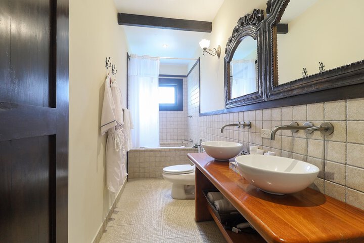 Bathroom Interior Photo