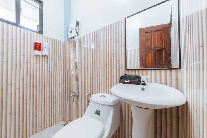 Room 15 of 21