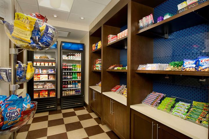 Snack bar