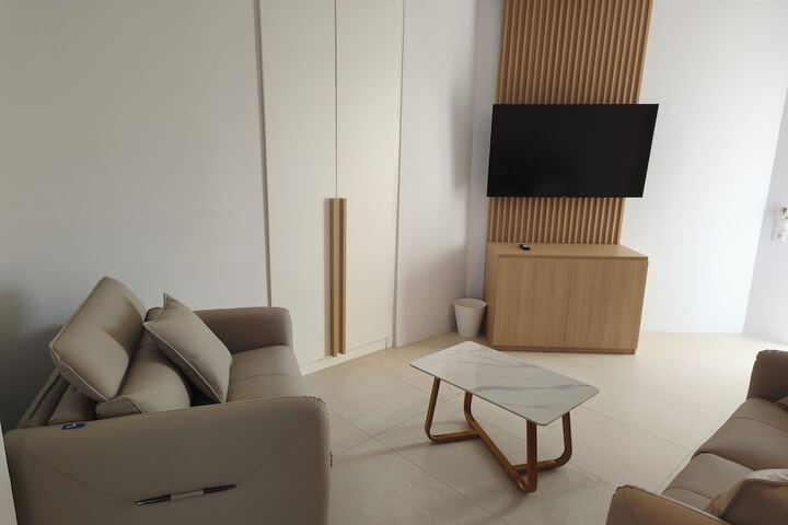 Room 61 of 156