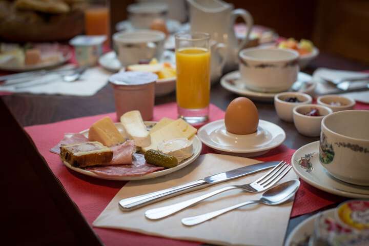 Breakfast/Coffee Service 20 of 25