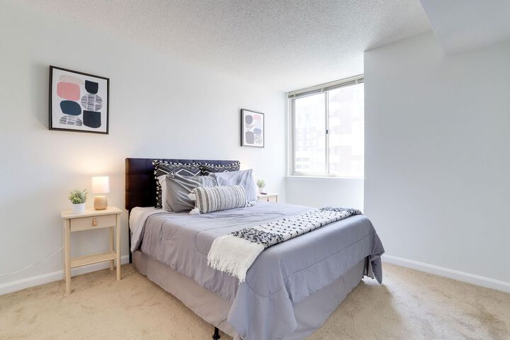 Room 190 of 195