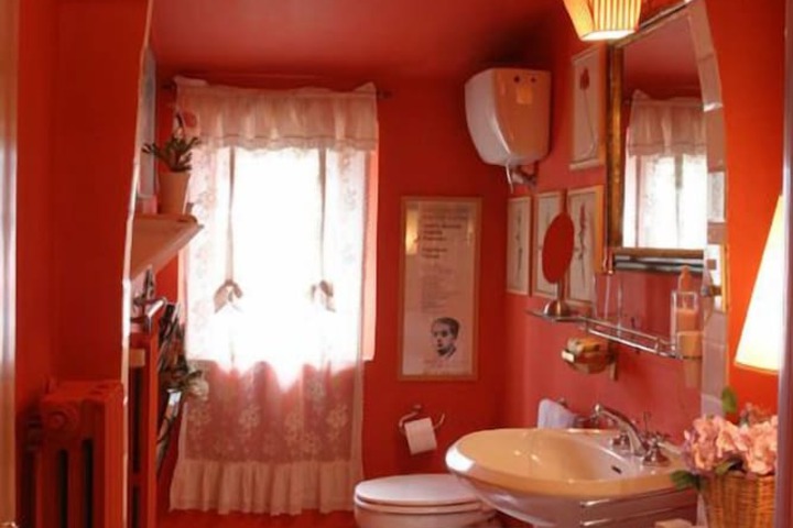 Room 34 of 55
