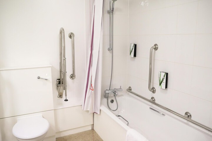 Room 7 of 20