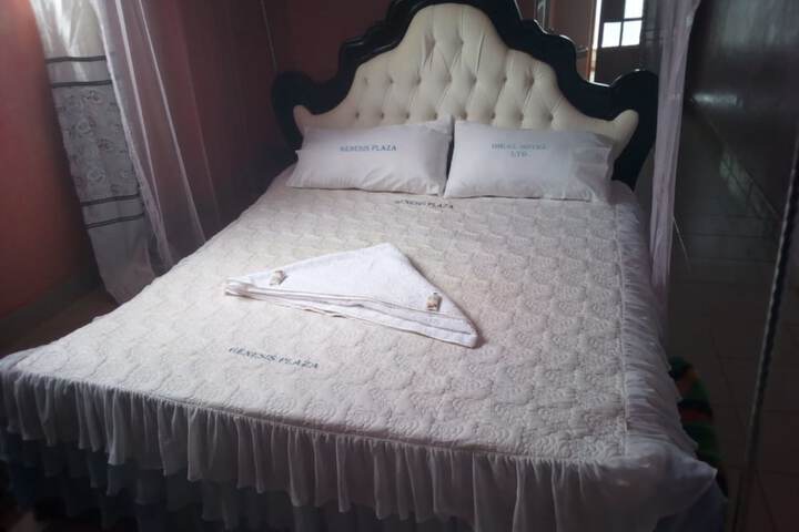 Room 3 of 18