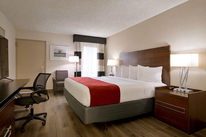 Room 20 of 53