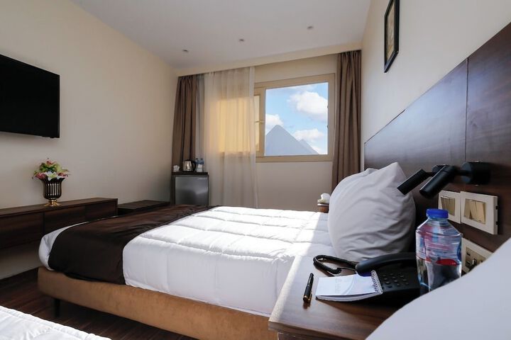 Room 16 of 46