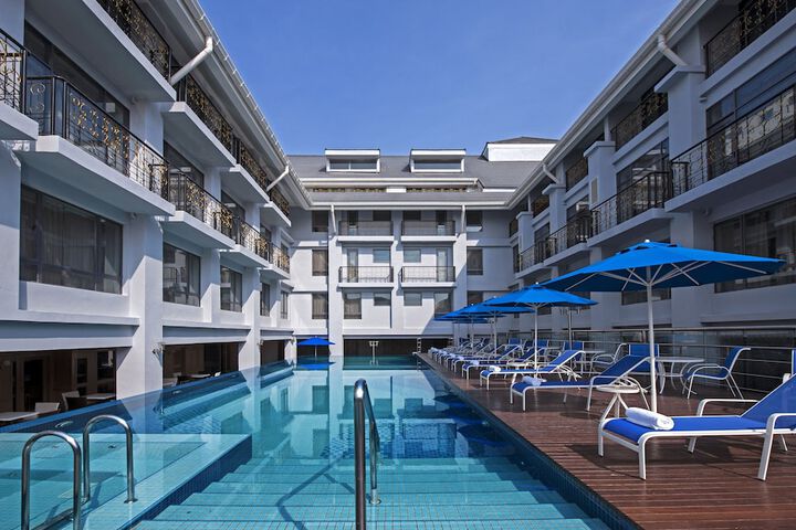 Pool 78 of 98