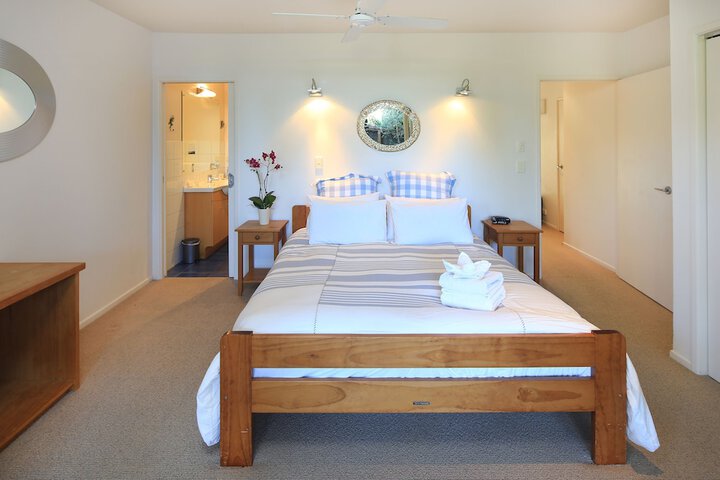 Room 5 of 70
