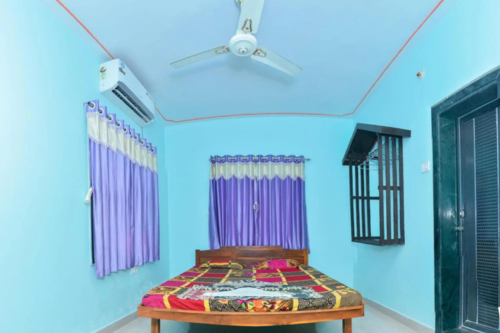 Room 2 of 13