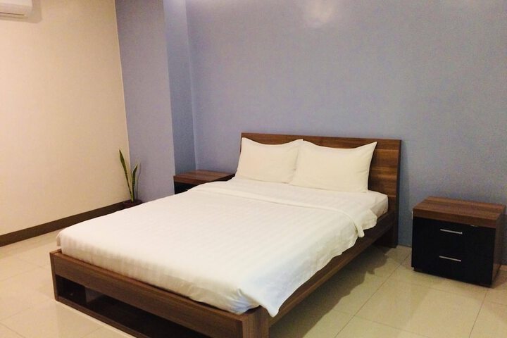 Room 16 of 24