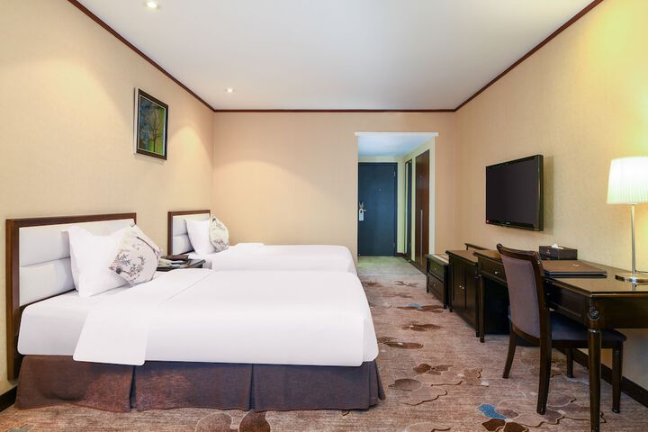 Room 26 of 70