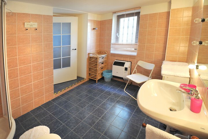 Room 20 of 56