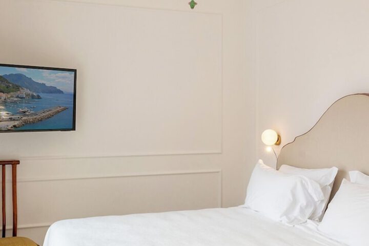 Room 50 of 164