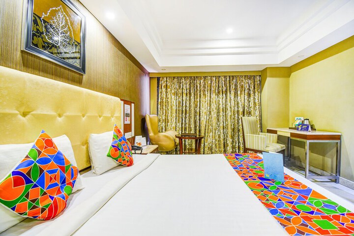Room 6 of 26