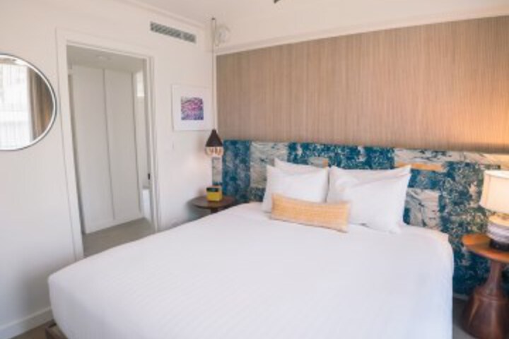 Room 18 of 73